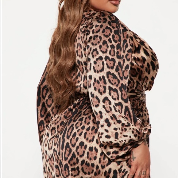 Dress - Picture 4 of 5